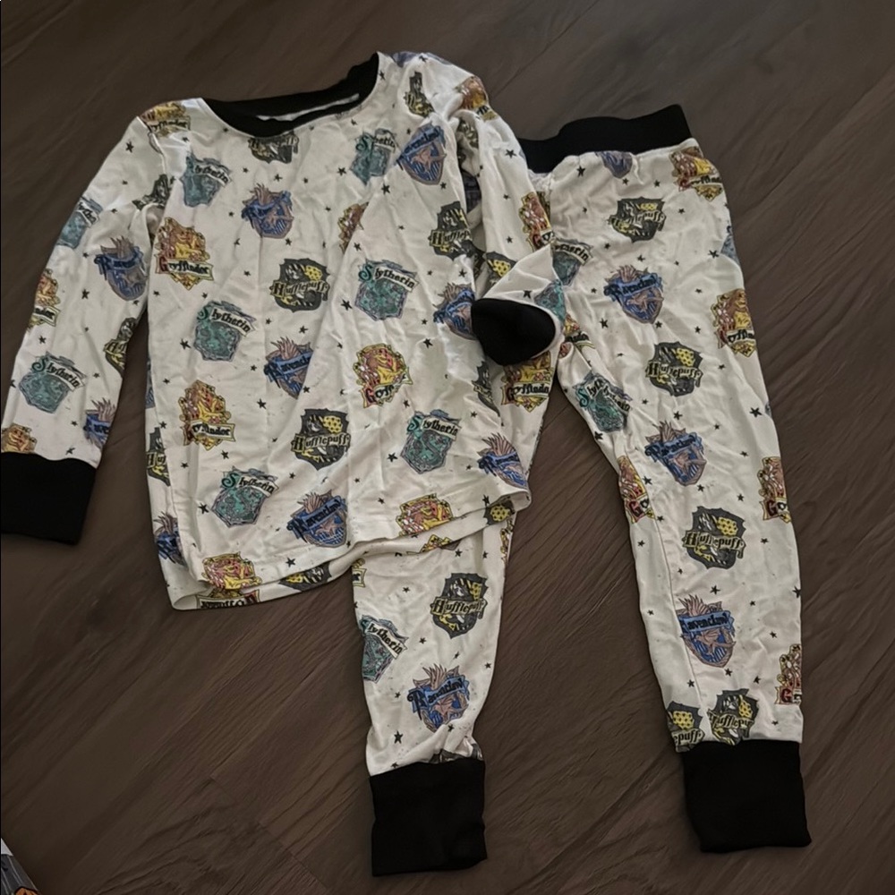 BAMBOO Black and White Pajama Set for Cozy Comfort